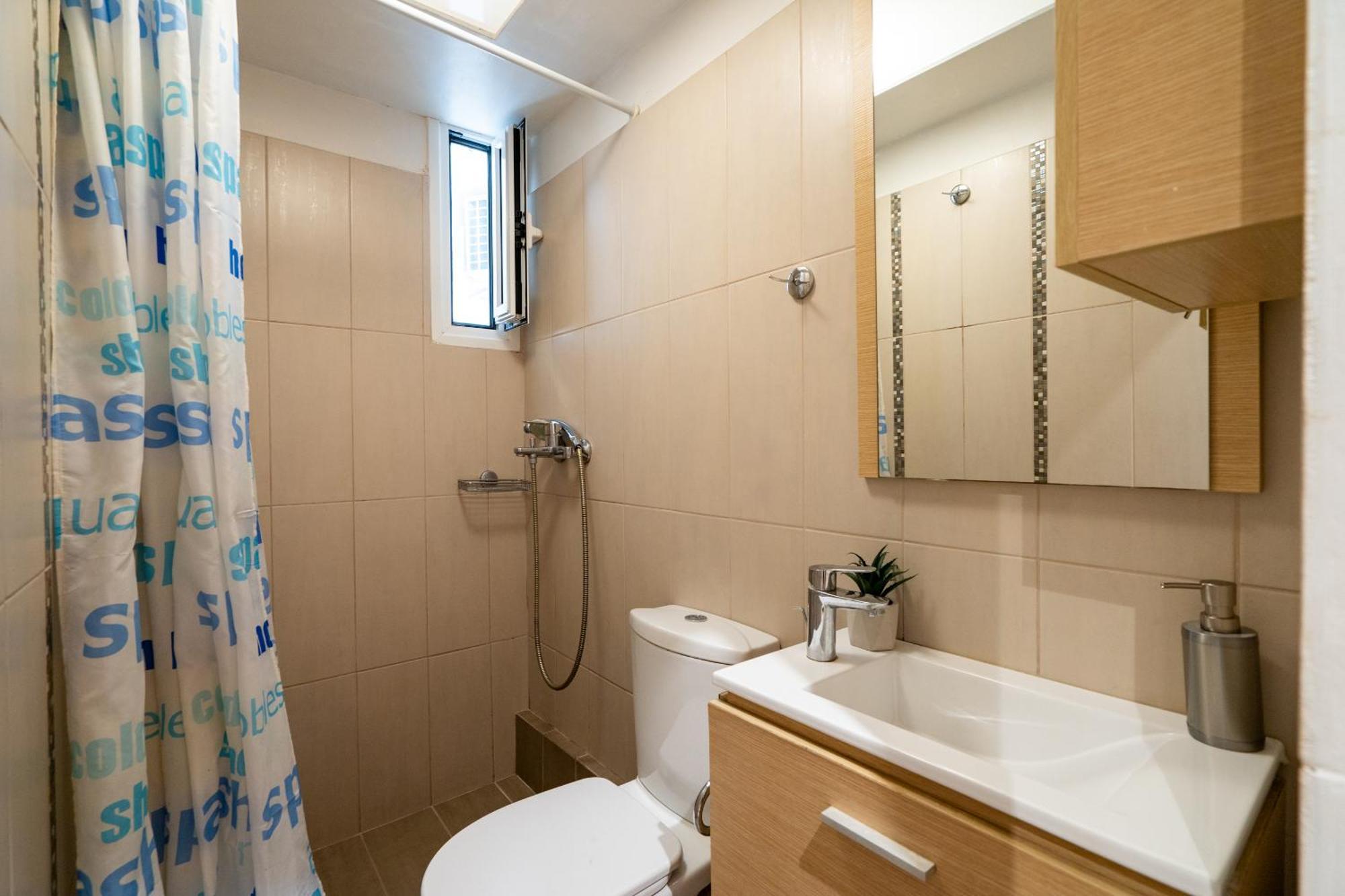 Ideally Located Apartment In Central Atena Exterior foto